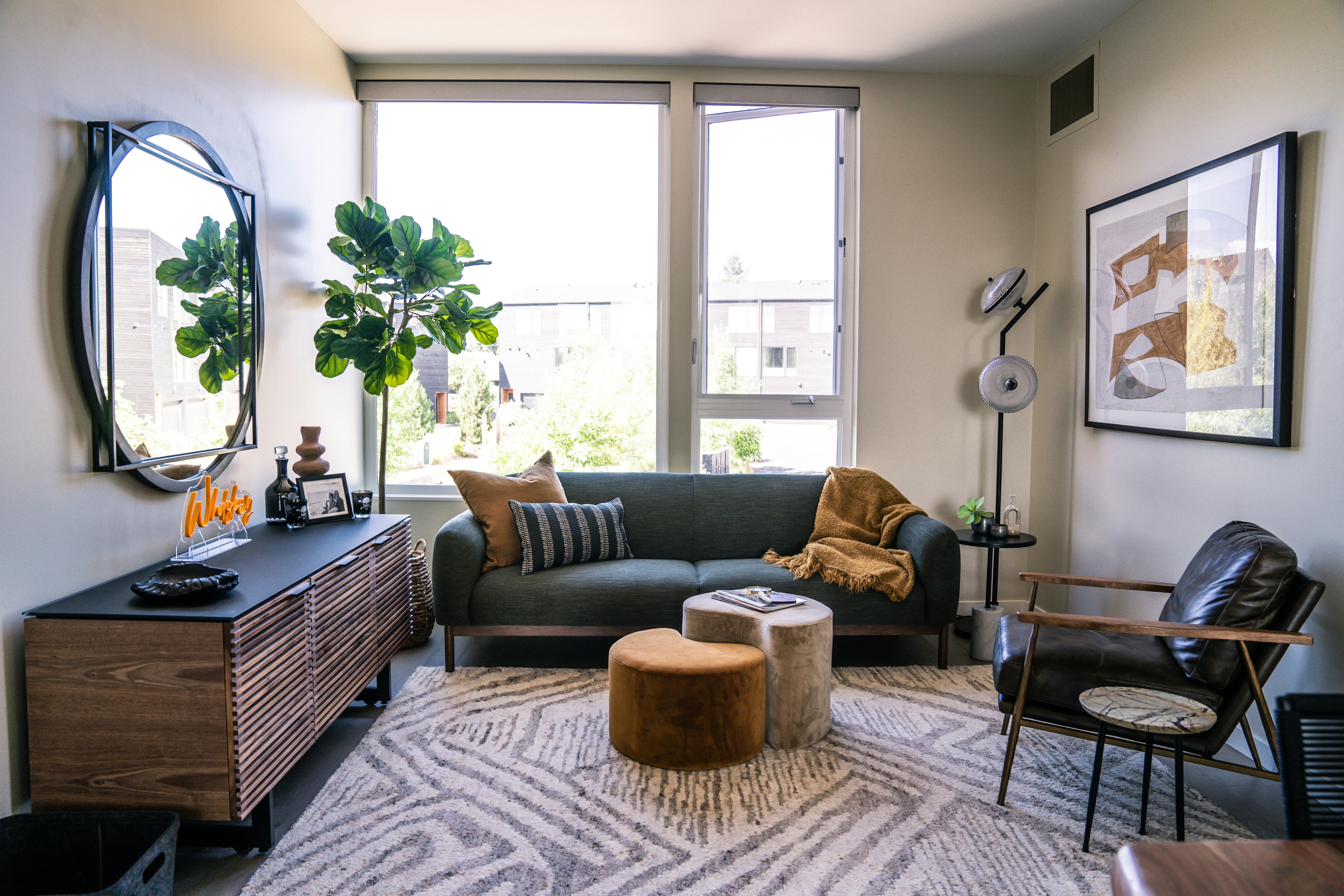 Home & Furniture